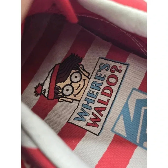 VANS Old Skool International Stripes Where's Waldo Skate Shoes Mens 6.5/Womens 8 - Picture 12 of 13